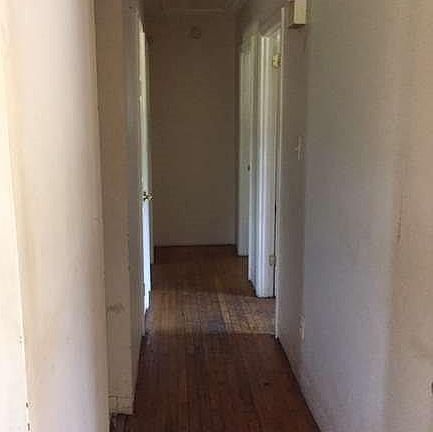 4th image of 1065 Pennebaker Dr