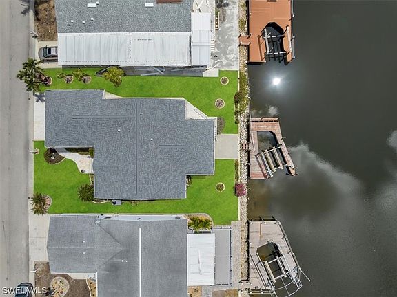 4th image of 17671 Canal Cove Ct
