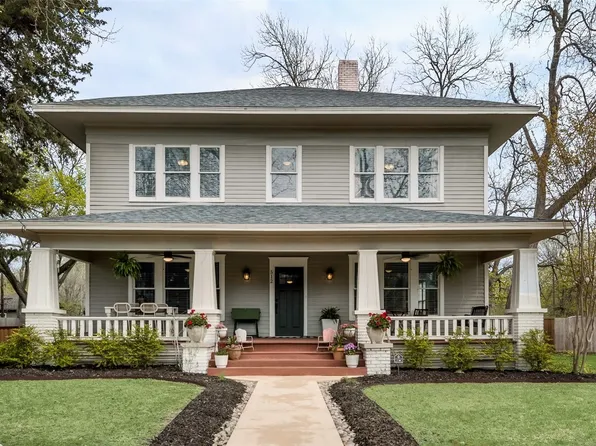 512 N College St, Waxahachie, TX 75165