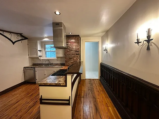 510 Lafayette Ave #1 — Photo 10
