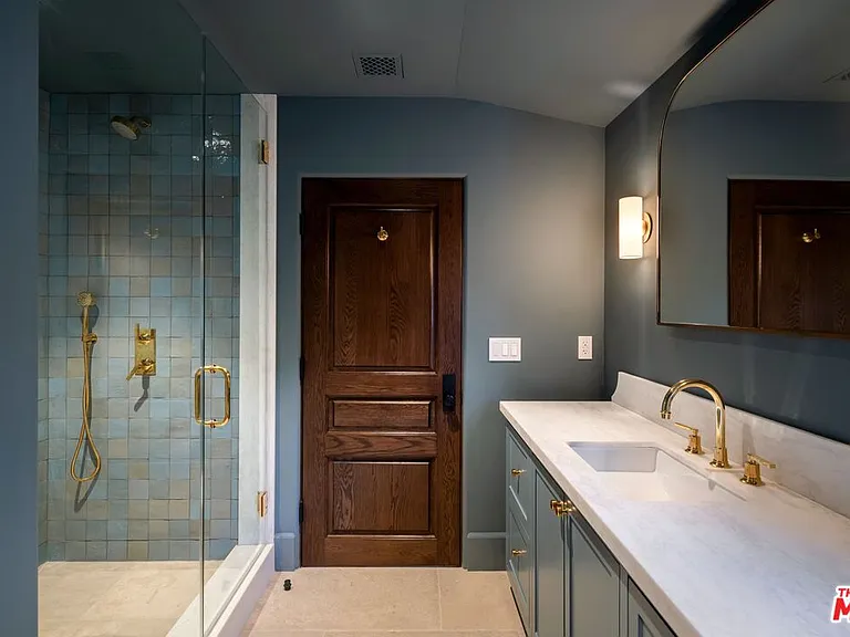 624 N Arden Dr — Photo 24