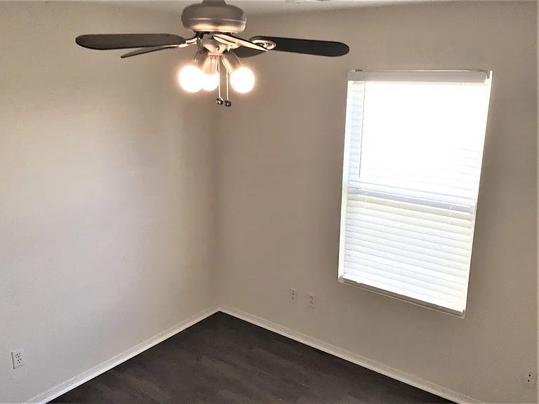 3906 Jack Pine Ct — Photo 14