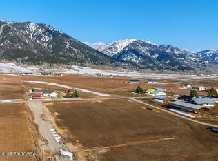 2 Blue Steel Rd, Bedford, WY 83112