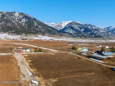 2 Blue Steel Rd, Bedford, WY, 83112
