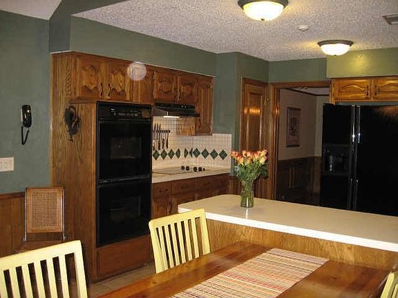5th image of 3713 Remington Dr