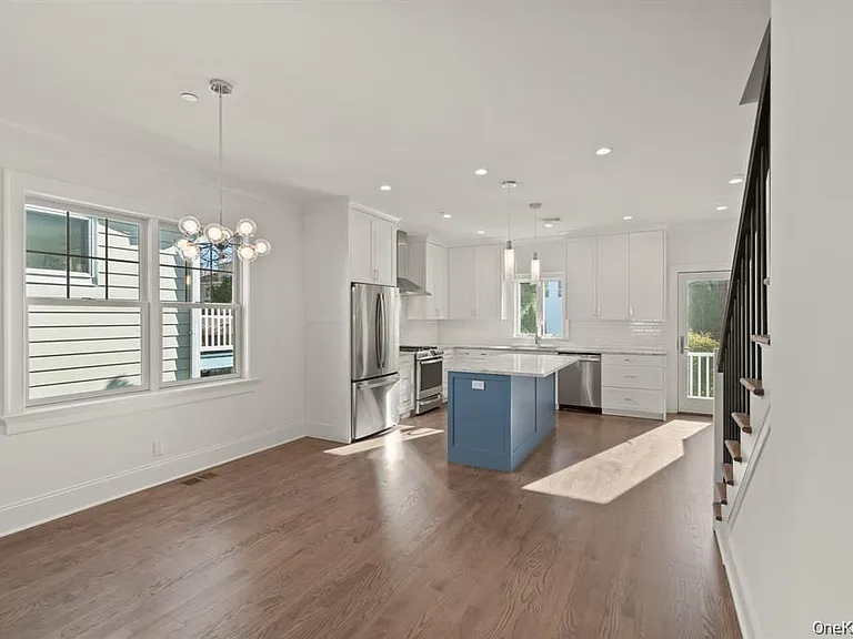 31 Maple Ave — Photo 7