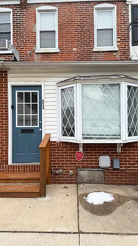 834 Woodlawn Ave Photo 1