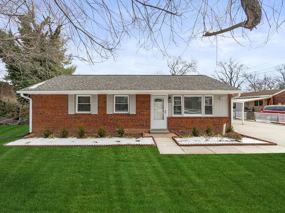 1st image of 2849 Oak Knoll Dr