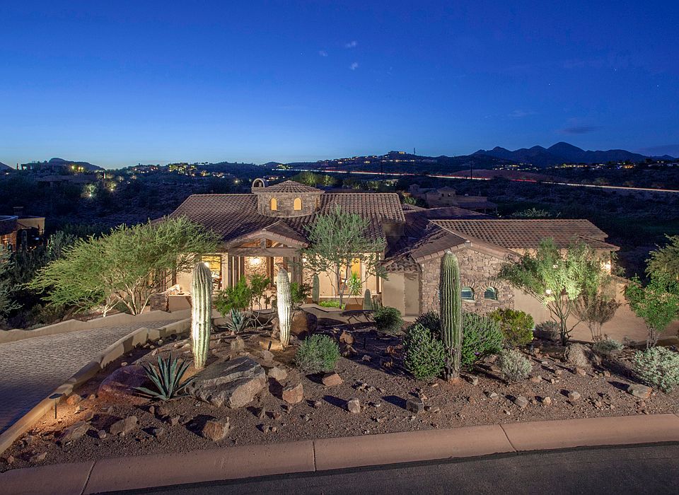 2nd image of 10104 N McDowell View Trl
