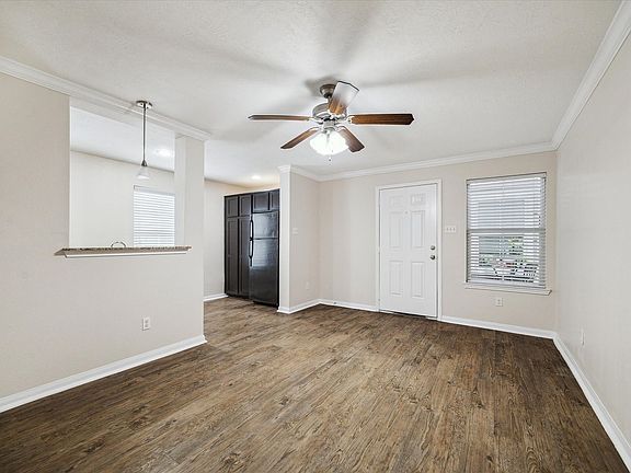 3rd image of 1222 Heights Blvd APT 3