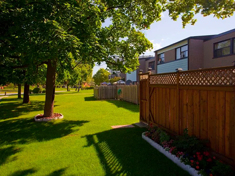 15 Blackfriar Ave #190 — Photo 5