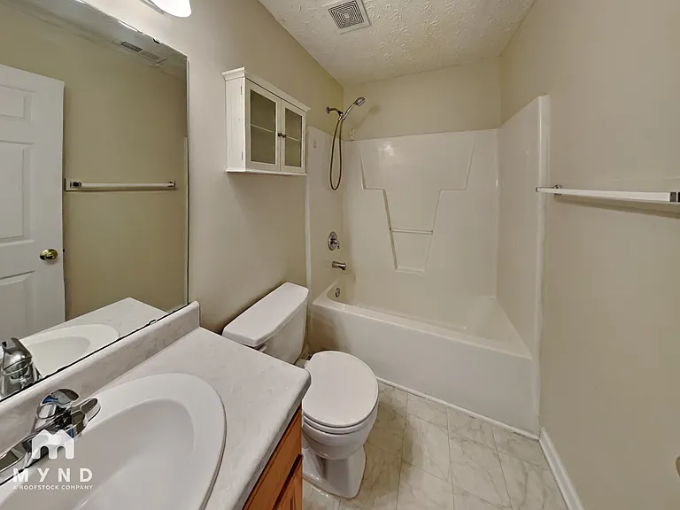 7021 Jeffreys Creek Ln — Photo 19