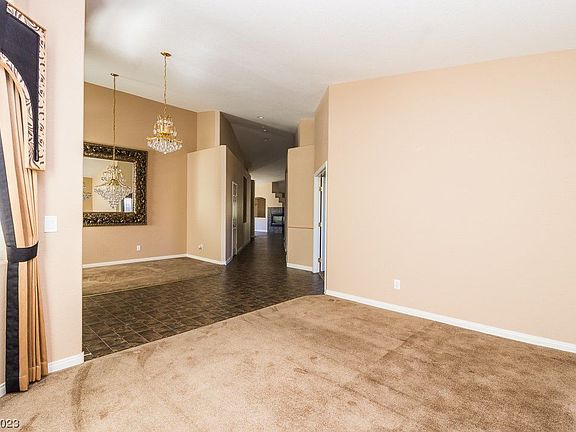 4th image of 2812 Tropicbird Dr