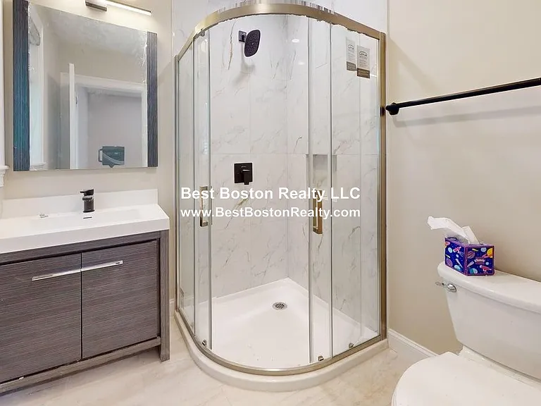 231 Highland Ave #1 — Photo 27