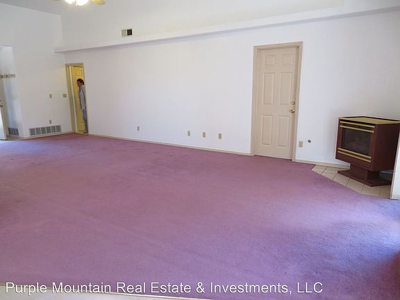 5th image of 4894 Arena Dr