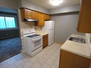 815 E Maple St #15375497, Holly, MI 48442