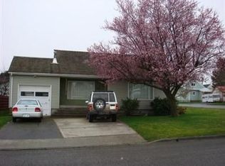 1019 18th St, Anacortes, WA 98221