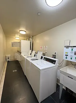 Rented by Avenues Real Estate | media 5