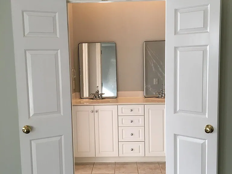 2118 Hartfords Bluff Ln — Photo 14