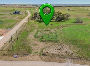 801 Wagon Wheel Trl, Angleton, TX 77515