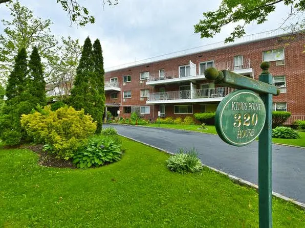 320 E Shore Road #10C, Great Neck, NY 11023