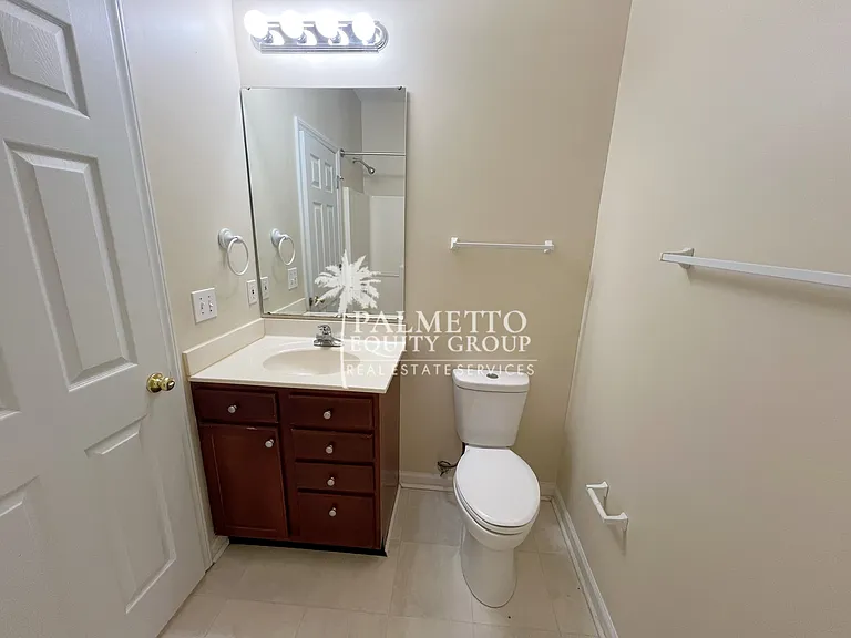 3001 Greystone Point #F — Photo 16
