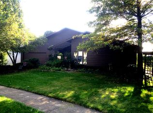 5348 Niven Ln, Hanover Park, IL 60133