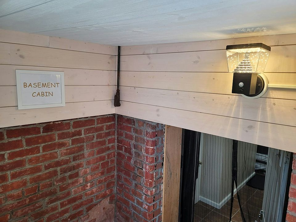 1st image of 426 S 1st Ave Floor 3