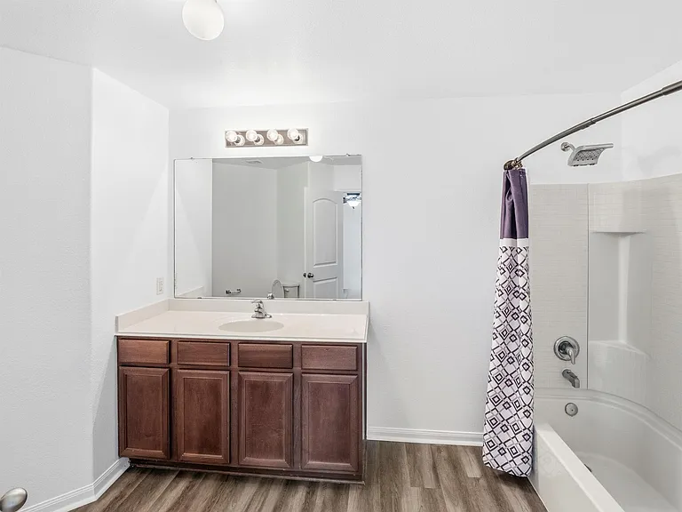 229 J E Brown Ln — Photo 19
