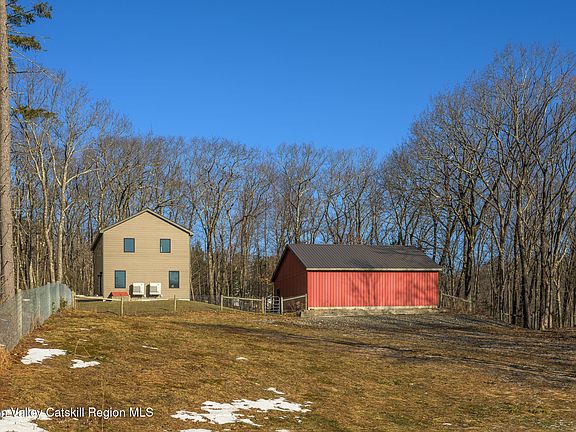 5th image of 30 Ridge Lane