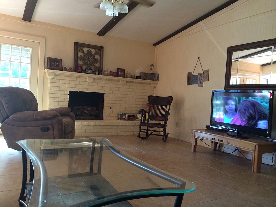 2nd image of 1908 Glenrose Ln