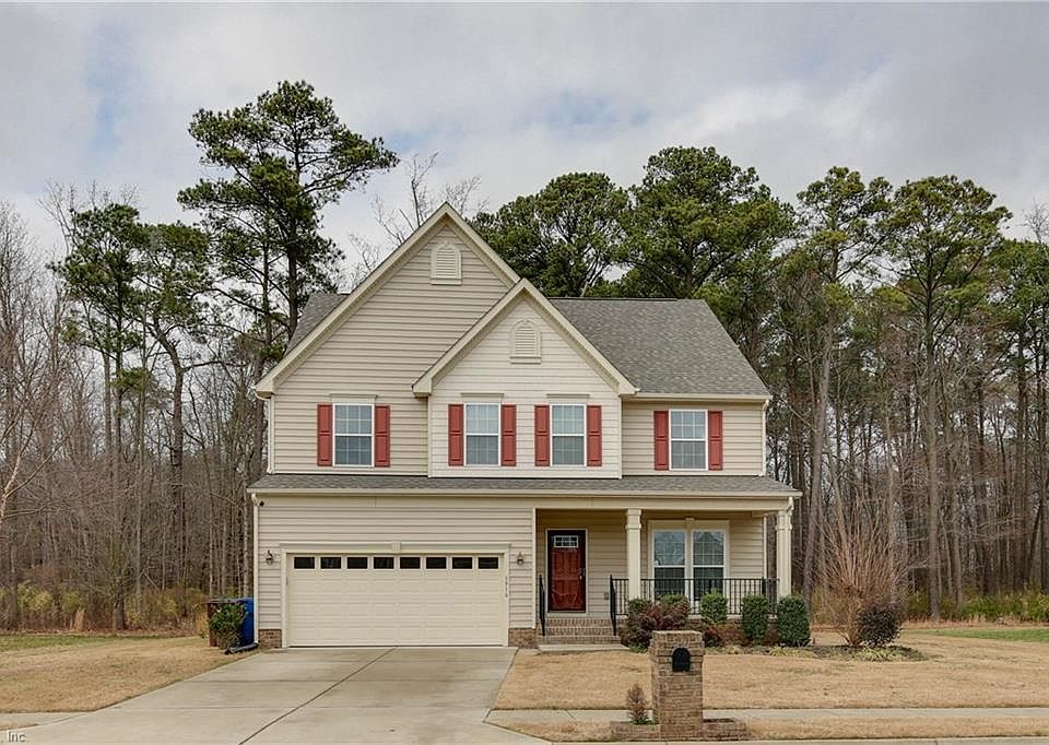 2nd image of 3916 Grand Isle Dr