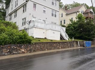 121-123 Wolcott St, Waterbury, CT 06705