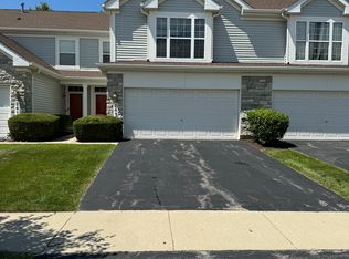 2416 Georgetown Cir, Aurora, IL 60503