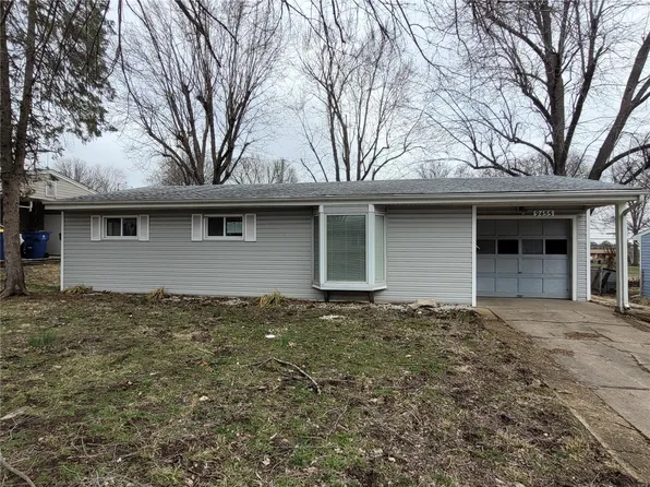 9455 Stansberry Ave, Saint Louis, MO 63134