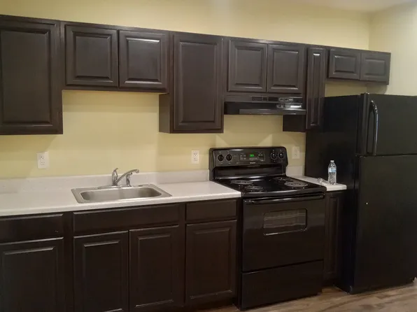 4 E George St, Westminster, MD 21157