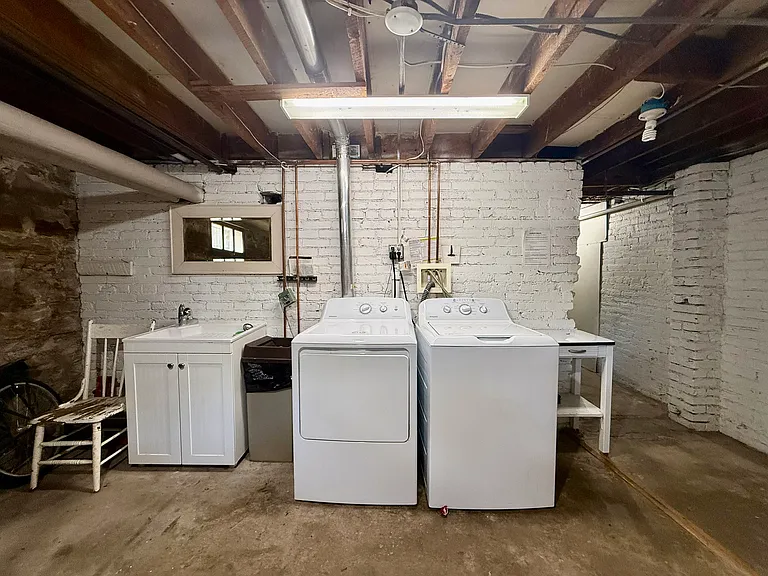 516 S Meldrum St #5 — Photo 24