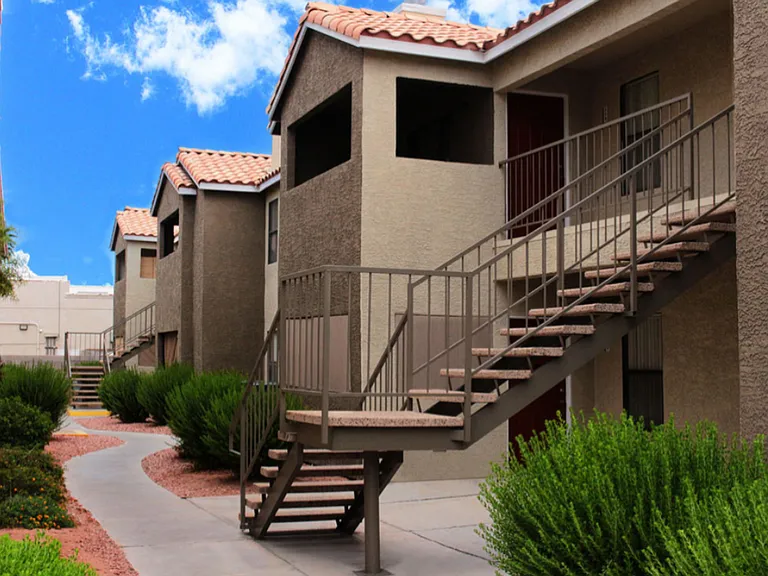 Mandalay Bay Apartments — Photo 35