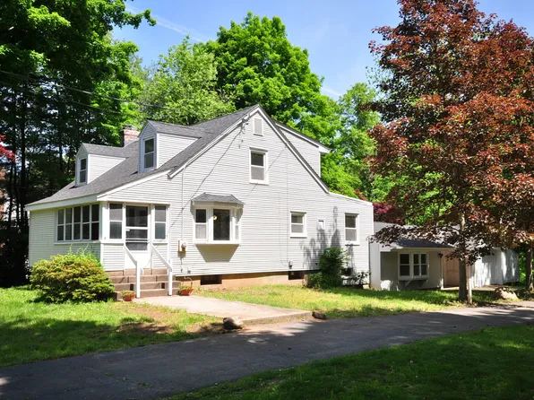 90 Tunxis Avenue, Bloomfield, CT 06002