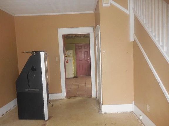 3rd image of 540 E Main St