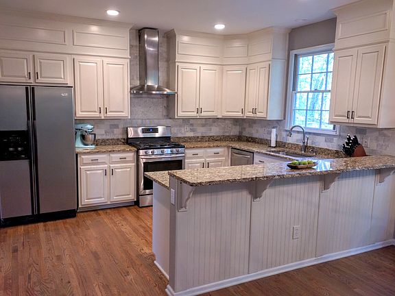 Custom Chef's Kitchen