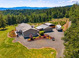 16860 Oakdale Rd, Dallas, OR 97338