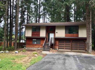 8167 Erin St, Juneau, AK 99801