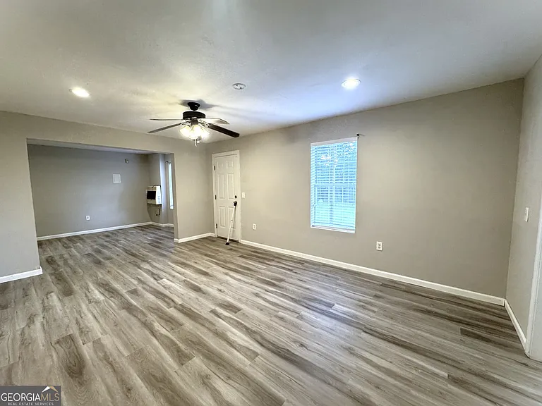 2121 Silva Ct — Photo 35