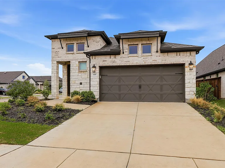 3101 Bell Flower Dr — Photo 2
