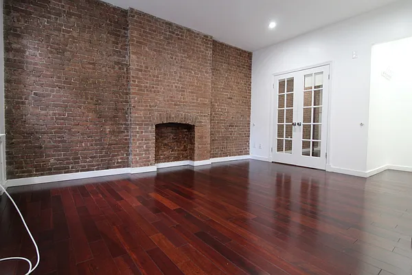 Rented by Guidance Realty Corp. | media 2