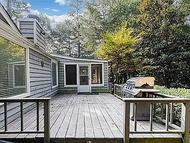 458 Woodstone West Dr — Photo 17