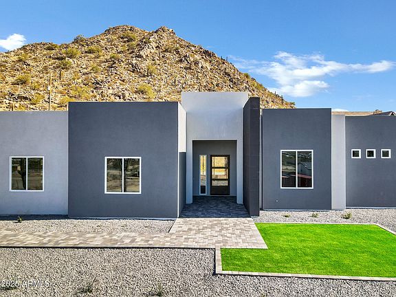 5th image of 31559 N PAMELA Drive