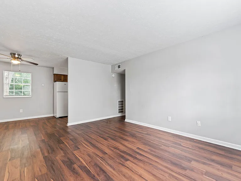 12513 E Orell Rd — Photo 3
