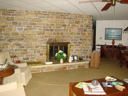 3rd image of 1036 N 15th St